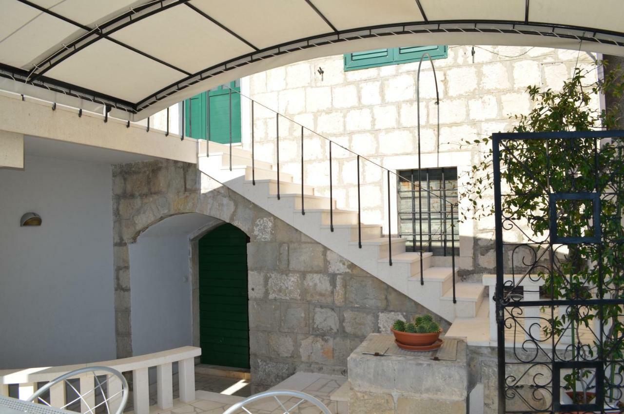 Villa House Marija Brela Esterno foto